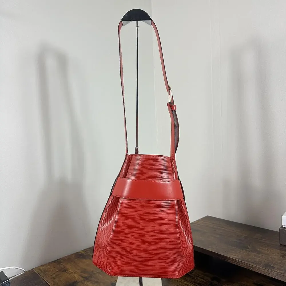 Louis Vuitton Vintage Bucket Crossbody Bag Womens Small Red Epi Leather France